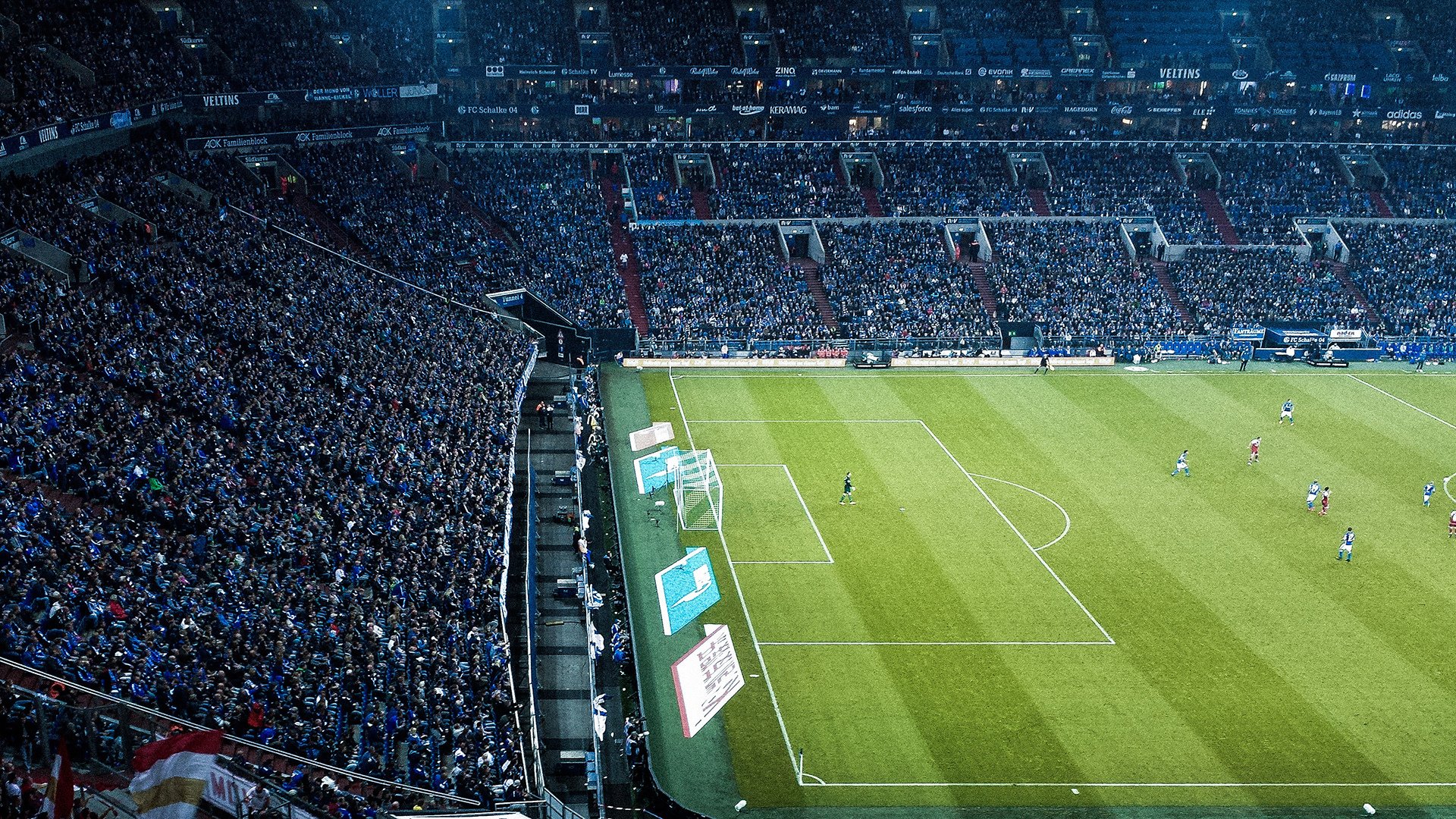 开云体育移动版-球员技术精湛，比赛中展现出强大实力，球员的竞技能力